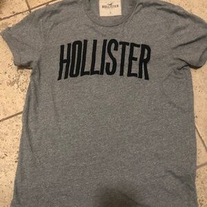 * final reduction * Hollister loose fit Small T-shirt